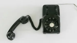 Senioren-Telefone 2025 im Vergleich – 5 Festnetz-Modelle