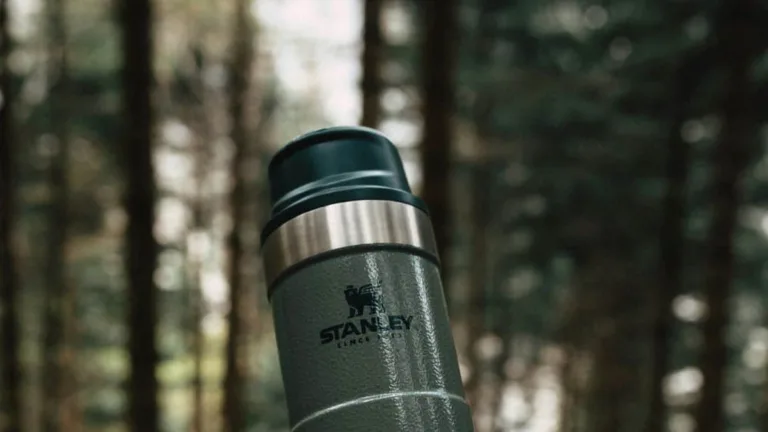 Stanley Klassiker 2025 – Thermobecher, Flaschen & mehr