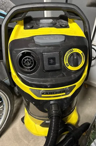 Kärcher Kehrmaschine