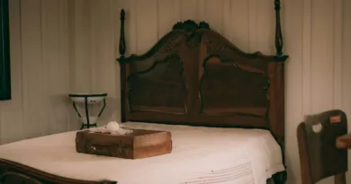 Bettgitter für Senioren 2025 – Modelle, Funktionen und Einsatzbereiche Altes Bett und Bettgestell