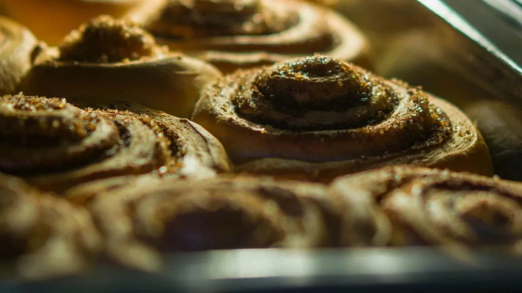 Zimtschnecken im Mini-Backofen