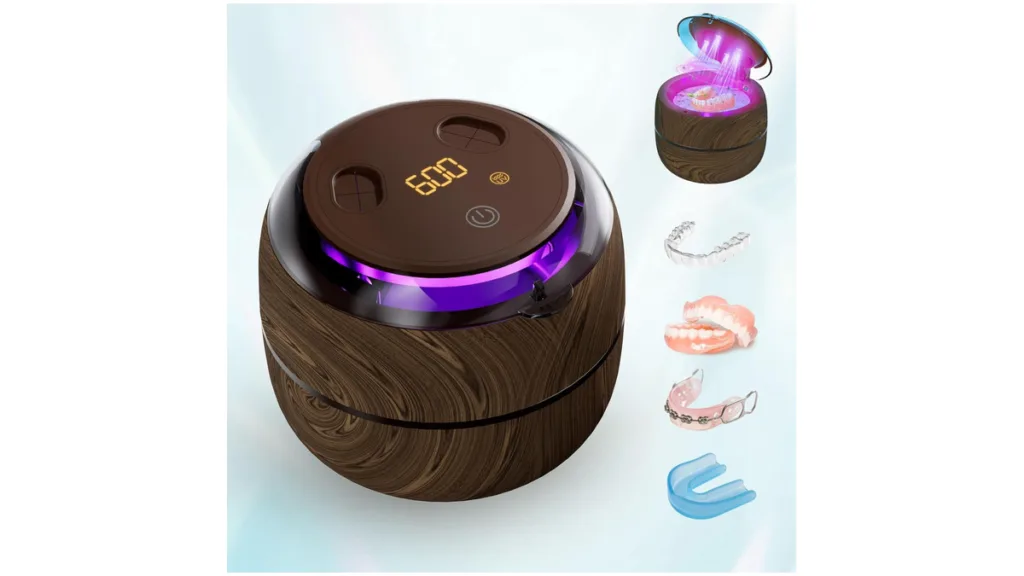 der Voraiya Ultraschall-Prothesenreiniger in dunkler Holzoptik