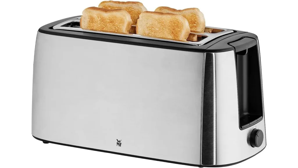 der WMF Bueno Pro Langschlitz-Toaster für 4 Scheiben in Edelstahloptik
