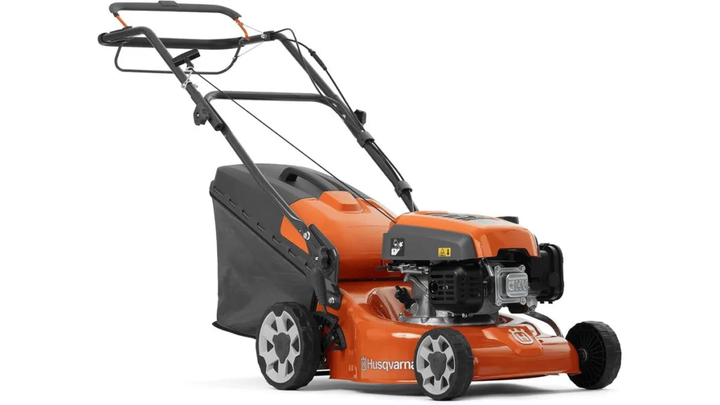 der Husqvarna LC 140SP Benzin-Rasenmäher mit 40 cm Schnittbreite